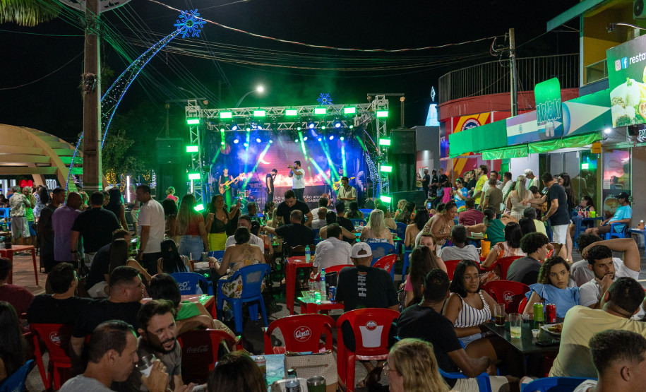 Thiago Viola e João Vitor & Gabriel embalam o Noroeste com sucessos sertanejos