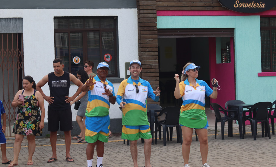 Temporada de shows gratuitos do Verão Maior começa com artistas paranaenses