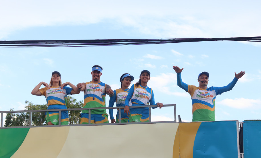 Temporada de shows gratuitos do Verão Maior começa com artistas paranaenses