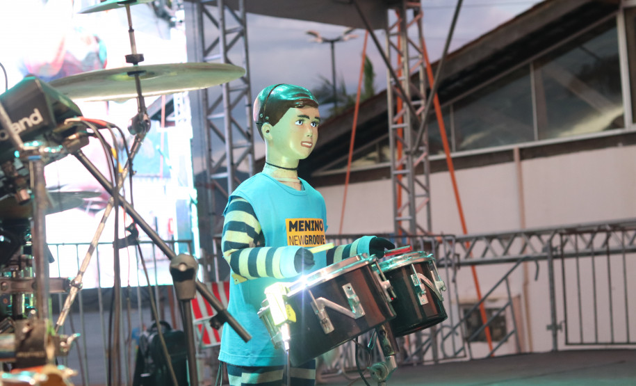 Temporada de shows gratuitos do Verão Maior começa com artistas paranaenses