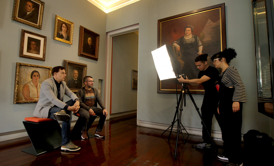 Diretores do Museu Casa Alfredo Andersen participam de documentário sobre influência do artista
