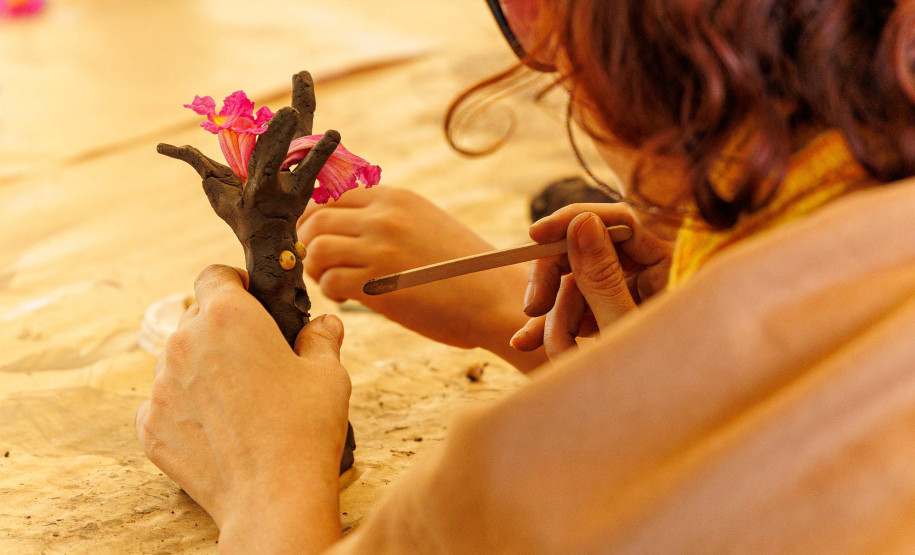 Museus do Estado integram Verão Maior Paraná com oficinas artísticas nas praias