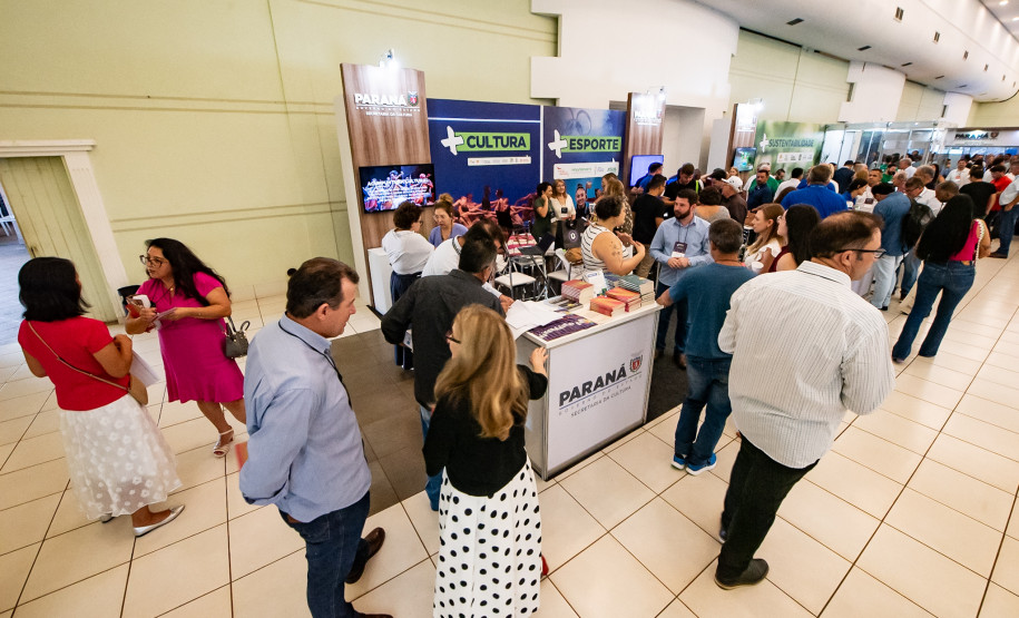 Stand da Cultura no Paraná + Cidades