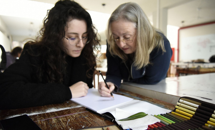 Academia Alfredo Andersen divulga período de inscrição para oficinas do 1º semestre