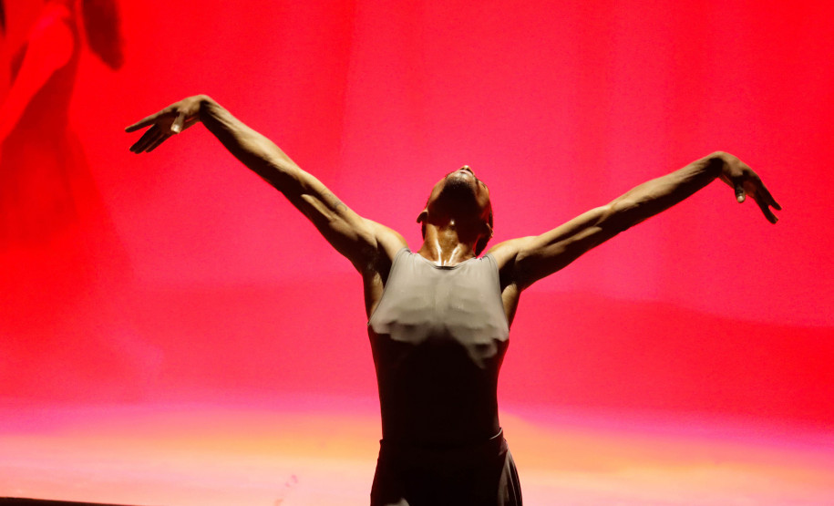 Teatro e dança: Guaíra recebe quatro espetáculos da Colônia de Férias Cultural