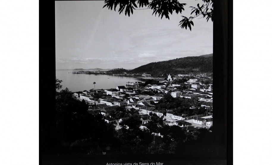 Shows sertanejos, novos livros, bonecos no Guaíra e oficinas embalam a agenda cultural