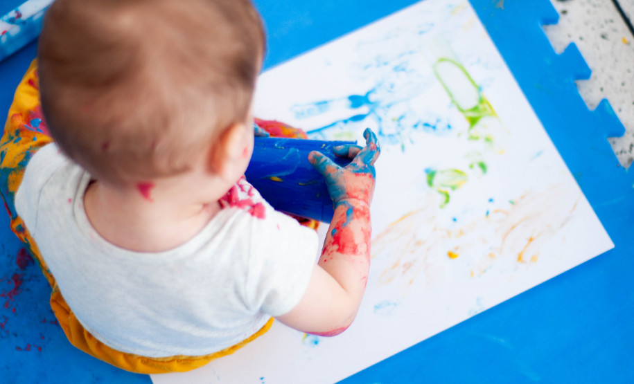 MON promove oficina sensorial para bebês de 1 a 2 anos inspirada na obra “Maxixe”