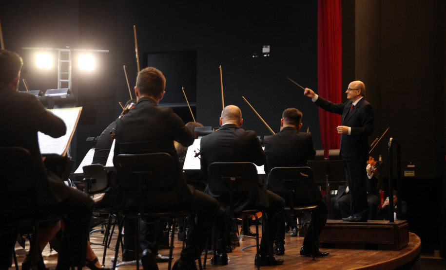 Orquestra Sinfônica encanta moradores de Almirante Tamandaré