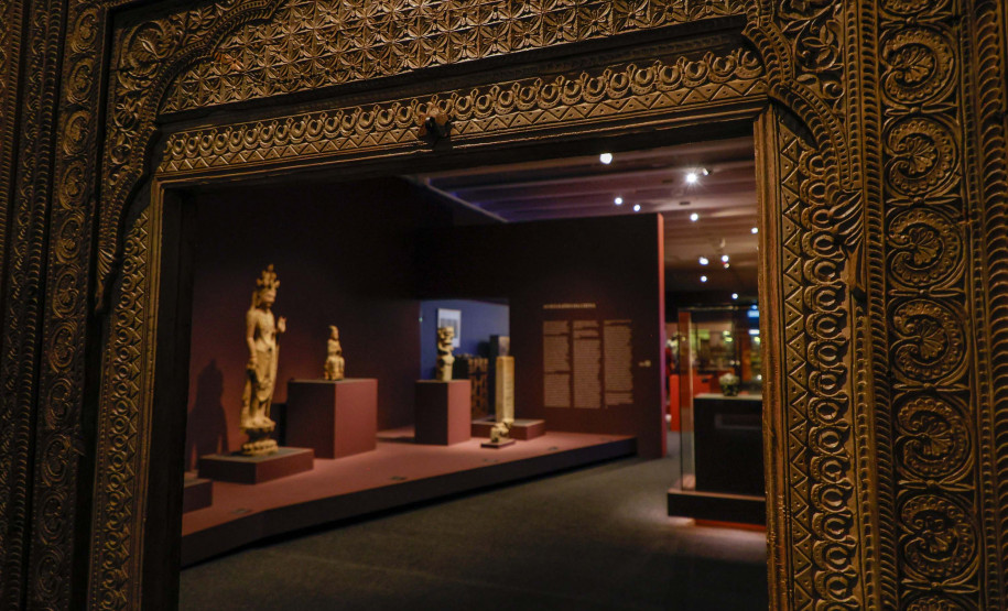 Peças milenares, Andy Warhol, Tarsila do Amaral; conheça as raridades do acervo do MON