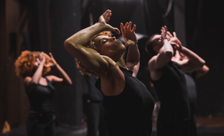 Festival de Curitiba, com tributo a Dalton e Ray Charles, e novas oficinas agitam a agenda cultural