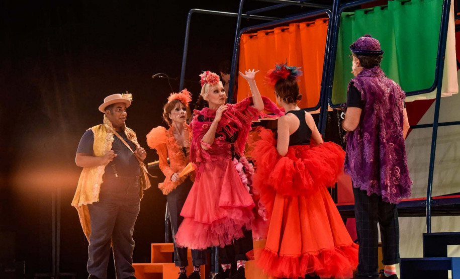 Maior do Brasil, Festival de Curitiba terá 350 espetáculos nas próximas semanas