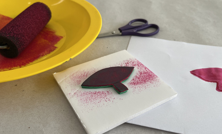 Atividade educativa no MON.