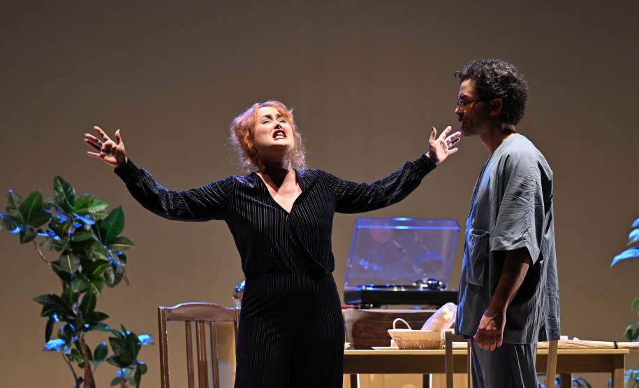 FESTIVAL DE CURITIBA | “Júpiter e a Gaivota” faz uma releitura “feminina e feminista” do clássico de Anton Tchekhov