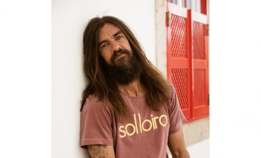 Teatro Guaíra recebe dois shows de Armandinho, expoente do reggae nacional