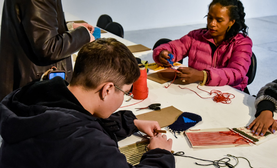 Beatles no Guaíra, Barão Vermelho, TV Colosso e museus movimentam a agenda cultural