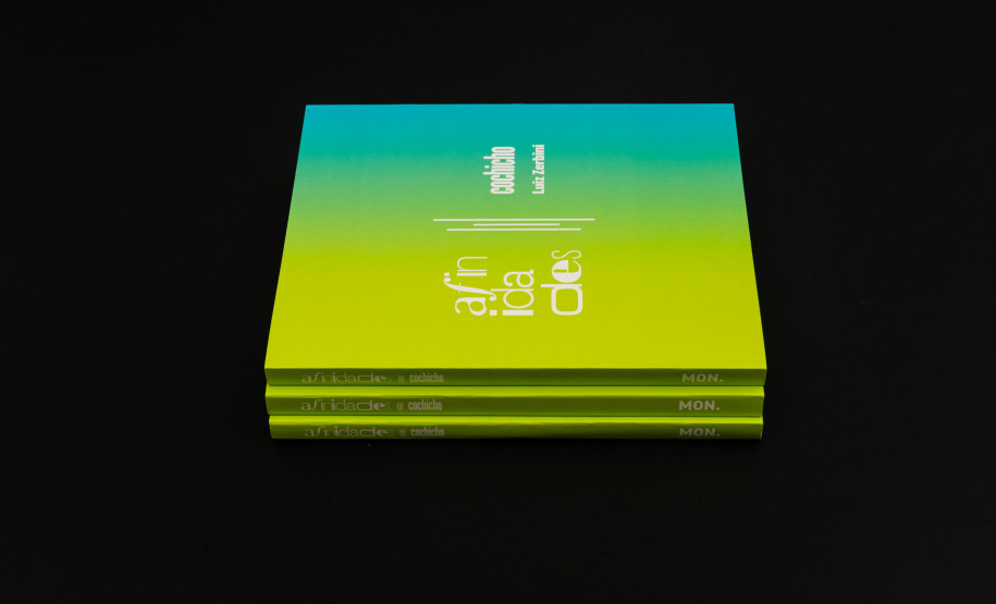 Catálogo da mostra de “Afinidades III – Cochicho” está disponível na MON Loja