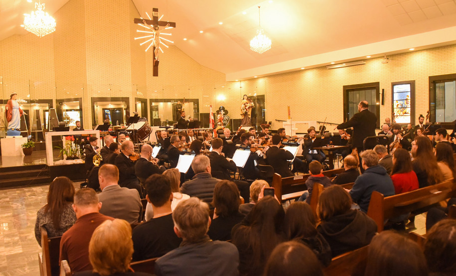 Projeto que leva Orquestra Sinfônica do Paraná para fora do Guaíra forma novas plateias