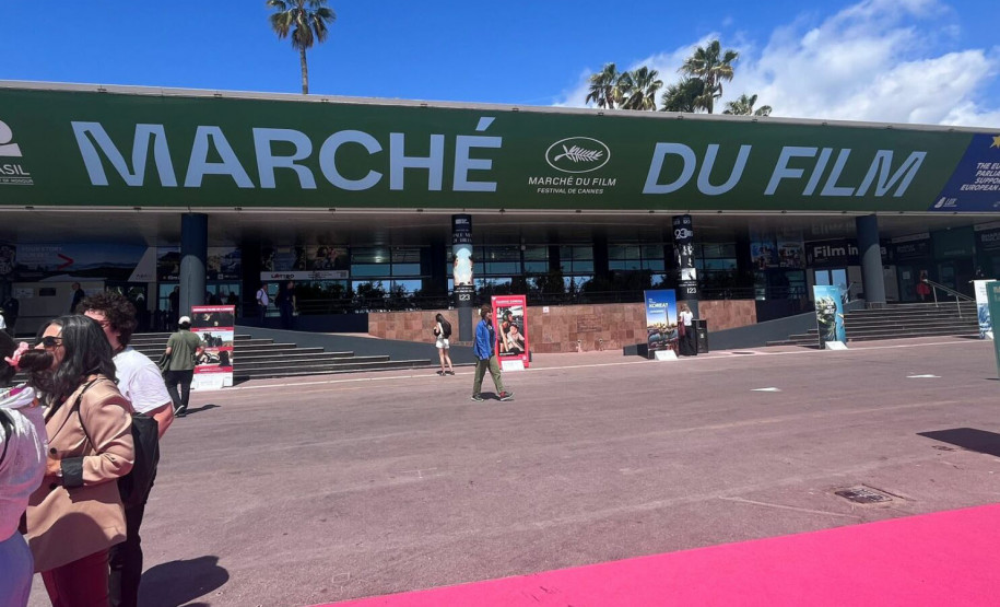 Paraná marca presença no Marché du Film 2025, em Cannes, durante homenagem ao Brasil