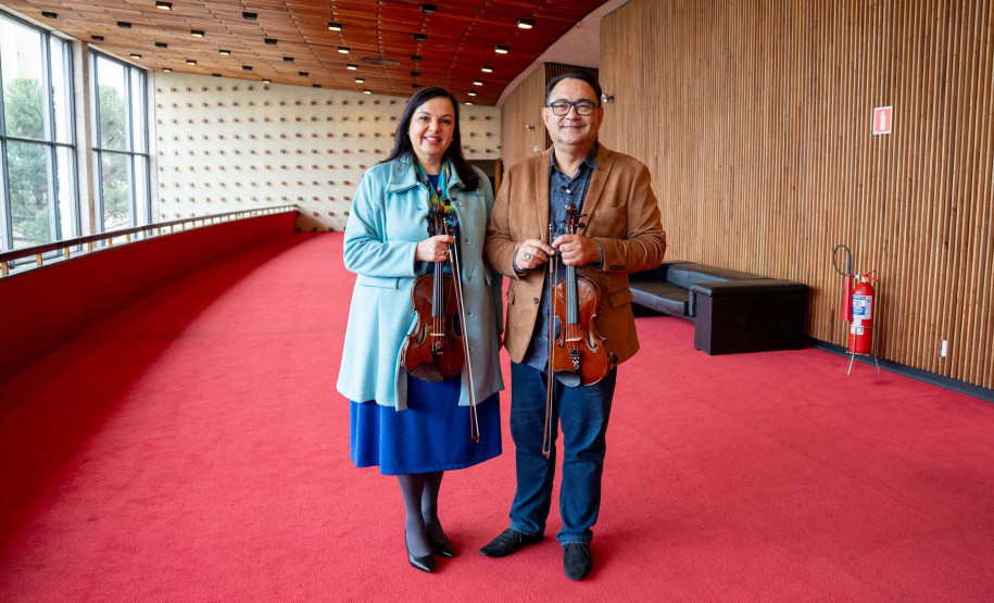 Casal, irmãos e aprendizado de gerações: os bastidores da Orquestra Sinfônica do Paraná