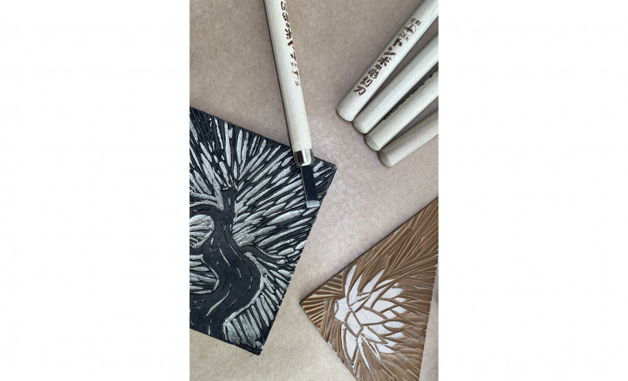 Museu Oscar Niemeyer promove oficina de gravura inspirada na coleção asiática