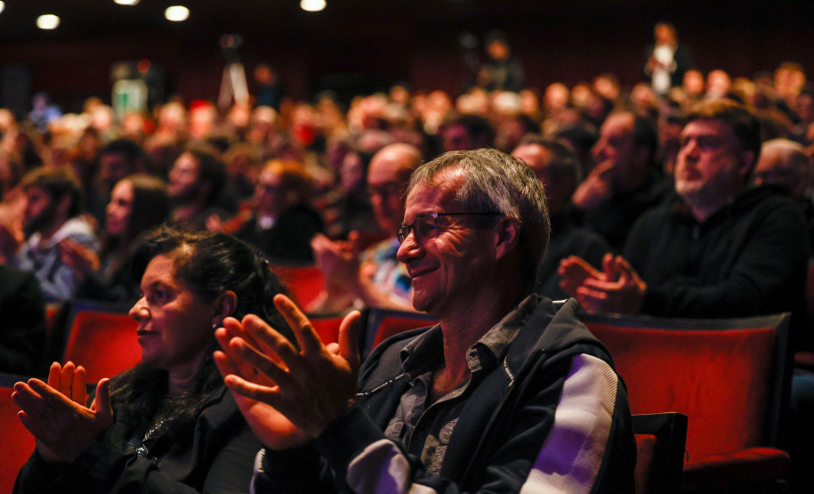 OSP celebra 40 anos com casa cheia no Guaíra e grandes homenagens Foto: Gabriel Rosa/AEN