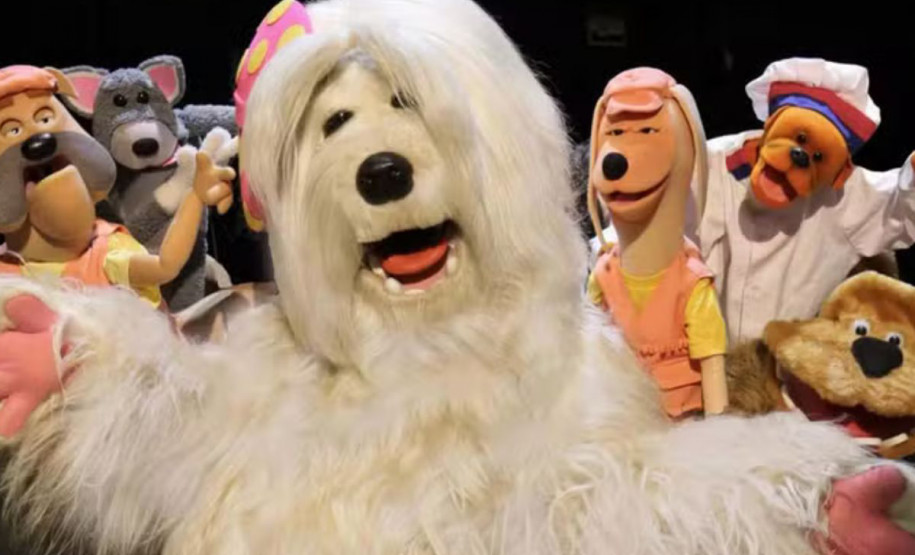 Da telinha para o teatro: Guaíra recebe musical da "TV Colosso" neste sábado