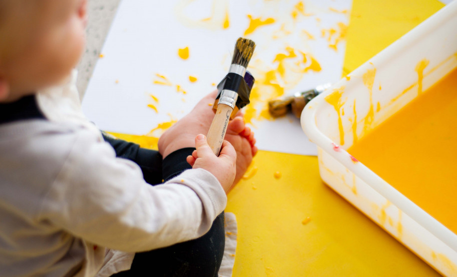 “Do que são feitas as nuvens?”: MON Primeiros Passos promove oficina para bebês de 2 a 3 anos Foto: Jacqueline Prado_/MON