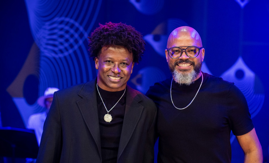 Sambabook Beth Carvalho: Projeto homenageia a madrinha do samba no Guairão