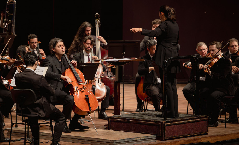 Com maestra e solista convidados, Orquestra Sinfônica lota o Guairão