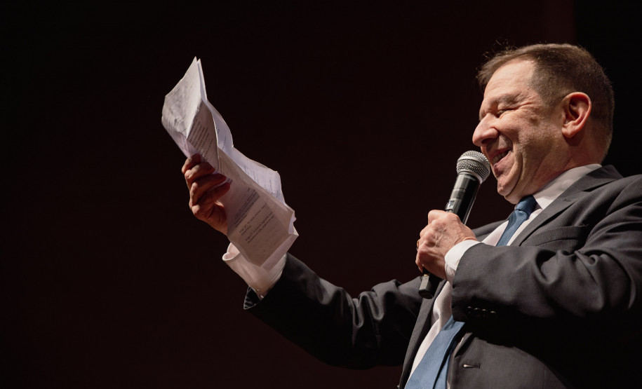 Com despedida de trombonista, Orquestra Sinfônica leva 4 mil pessoas ao Teatro Guaíra