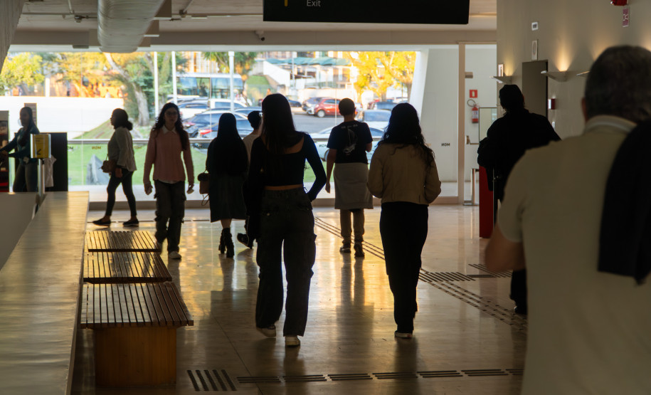 Após receber público 5 vezes maior que o normal, MON vai estender horário em julho