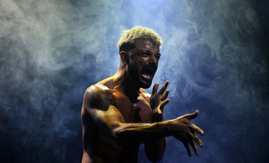 Teatro Zé Maria Santos recebe festival com oito interpretações de "Ilíada" e "Odisseia"