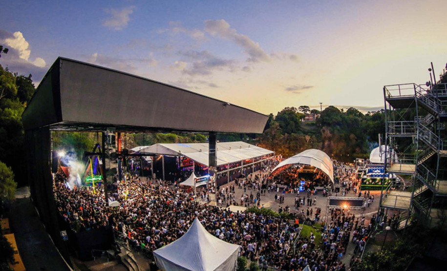 Entre letras e histórias: turismo literário do Paraná é cada vez mais reconhecido