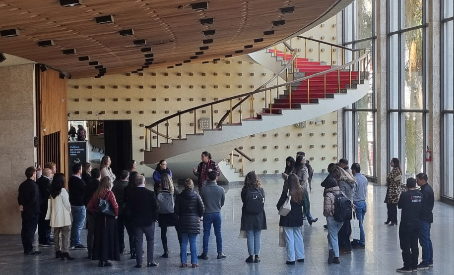Teatro Guaíra traz arquiteto referência em acústica para melhorar o som do espaço