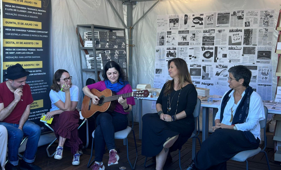 Com estande lotado, Biblioteca Pública do Paraná leva a cena literária paranaense à Flip