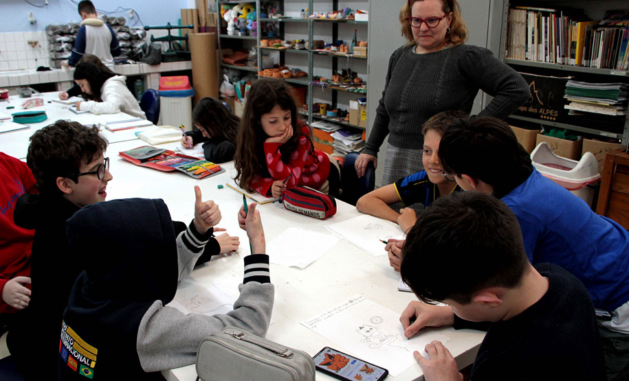 Centro Juvenil de Artes Plásticas - Inscrições abertas – As matrículas para as vagas remanescentes de oficinas no CJAP estão abertas até 29 de agosto, todas gratuitas e ligadas ao ensino das artes.