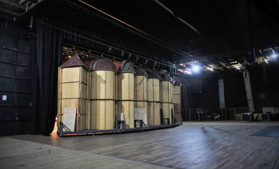 Teatro Guaíra traz arquiteto referência em acústica para melhorar o som do espaço