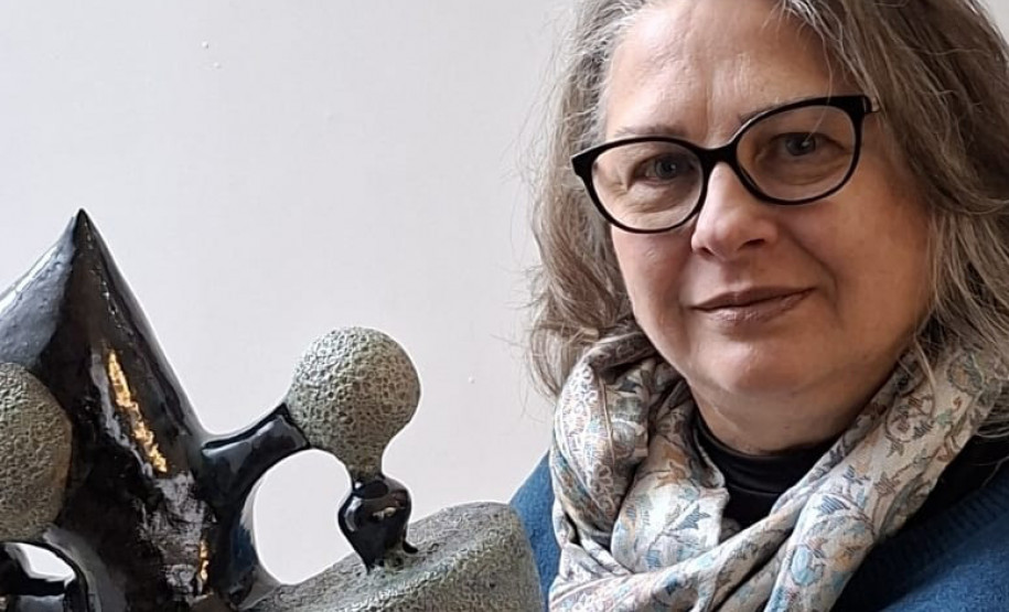 Alunos da Academia Alfredo Andersen são selecionados para o 8.º Salão de Artes Visuais de Pinhais - “Bebendo Água” - Daniele Gioppo Betini