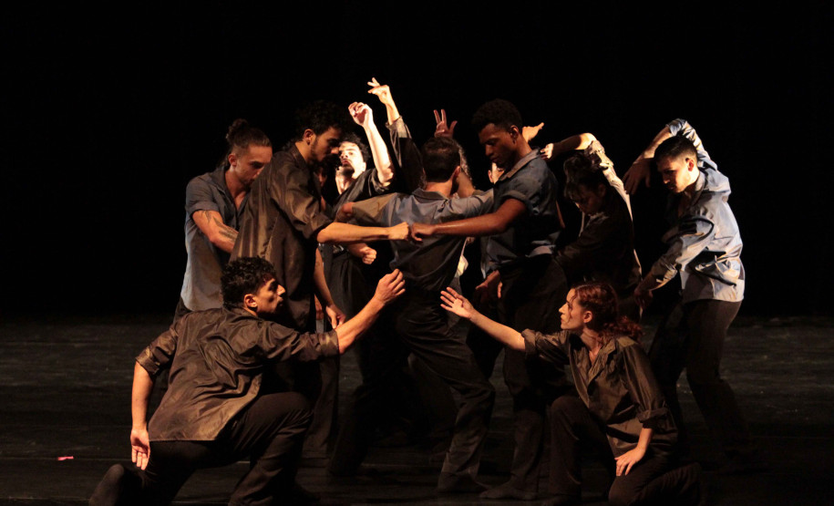 Balé Teatro Guaíra apresenta “Stol” e “V.I.C.A.” no Guairinha