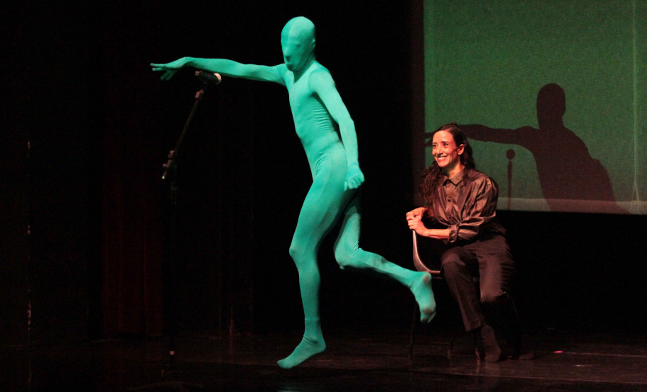 Balé Teatro Guaíra apresenta “Stol” e “V.I.C.A.” no Guairinha