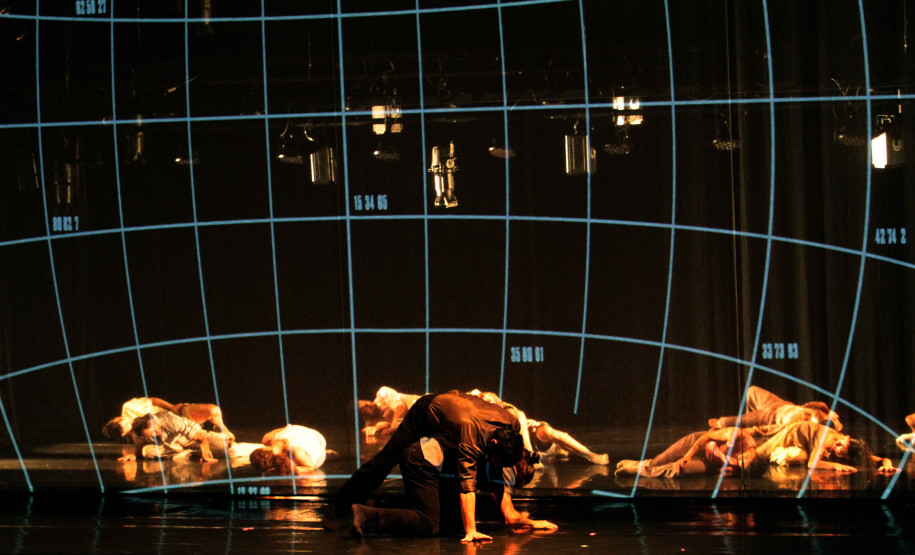 Balé Teatro Guaíra apresenta “Stol” e “V.I.C.A.” no Guairinha