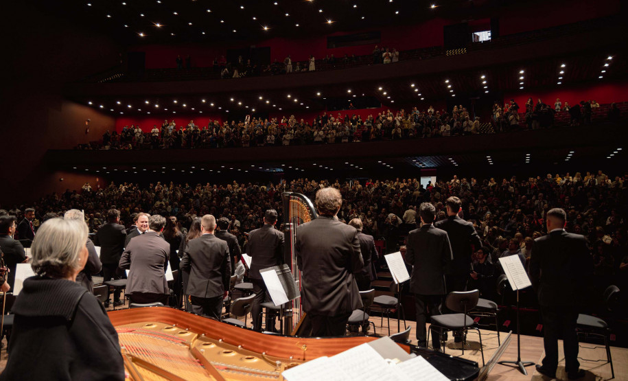 Concerto da Orquestra Sinfônica do Paraná (OSP) em homenagem ao compositor Sergei Prokofiev. Sob a regência do maestro convidado Christian Vásquez, e com participação do solista Guido Sant’Anna, o programa reuniu duas das mais importantes obras do século 20: o Concerto nº 2 para Violino e a Sinfonia nº 5 em Si bemol maior