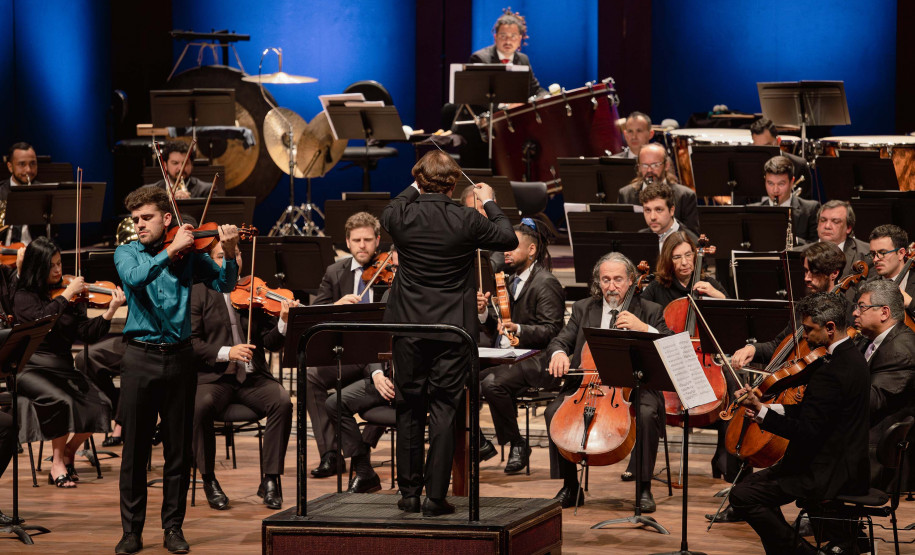Concerto da Orquestra Sinfônica do Paraná (OSP) em homenagem ao compositor Sergei Prokofiev. Sob a regência do maestro convidado Christian Vásquez, e com participação do solista Guido Sant’Anna, o programa reuniu duas das mais importantes obras do século 20: o Concerto nº 2 para Violino e a Sinfonia nº 5 em Si bemol maior