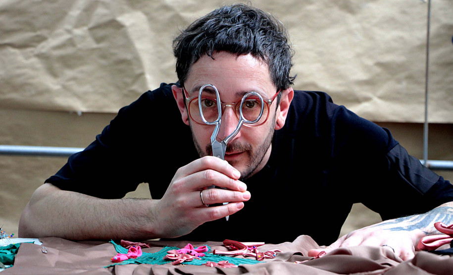 Museu Casa Alfredo Andersen (MCAA) - Residência Artística – Entre os meses de agosto e setembro, a Academia Alfredo Andersen recebe a dupla de artistas H-AL (Alexandre Linhares e Thifany F.) para o programa de residência