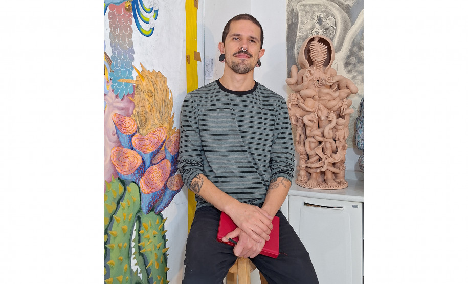 Escultor Toni Graton fala de sua trajetória e processo criativo no Museu Casa Alfredo Andersen