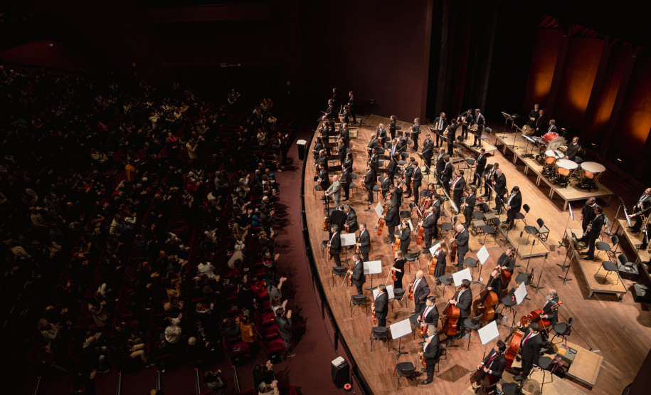Orquestra Sinfônica do Paraná traz obras de Manuel de Falla e Piotr Tchaikovsky ao palco do Guairão neste domingo (24)