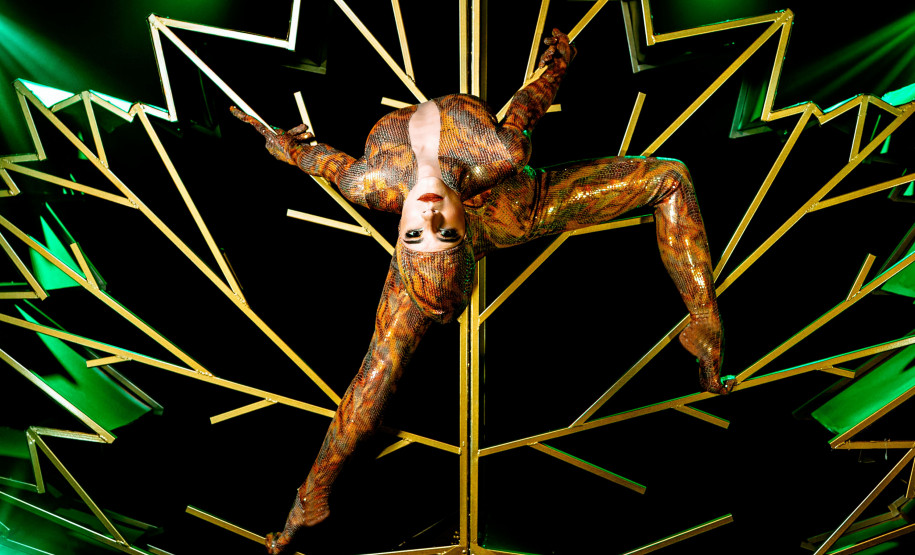 De levitações a metamorfoses: Guairão receberá espetáculo de mágica em setembro