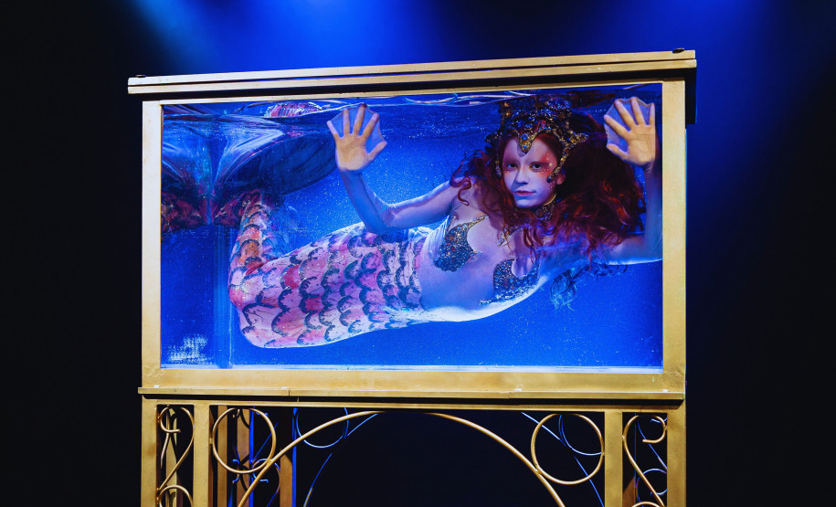 De levitações a metamorfoses: Guairão receberá espetáculo de mágica em setembro