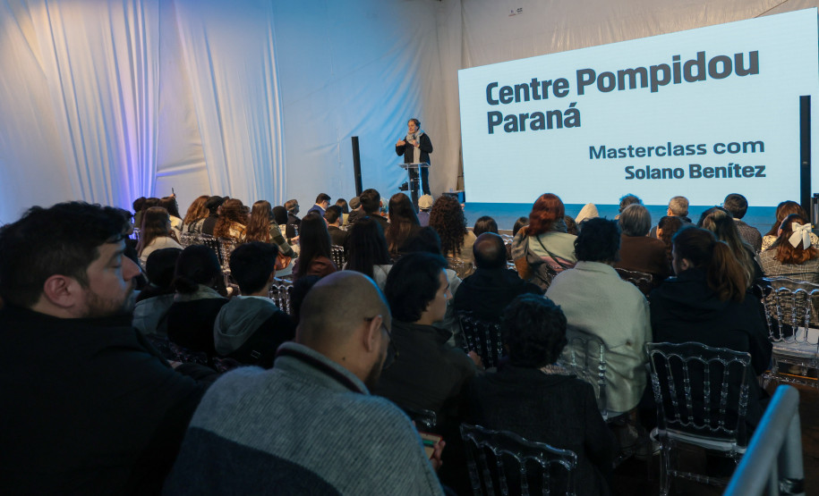 Masterclass com arquiteto Solano Benítez nesta sexta-feira (05) sobre o projeto arquitetônico do Centre Pompidou Paraná, em Foz do Iguaçu. Foto: Geraldo Bubniak/AEN