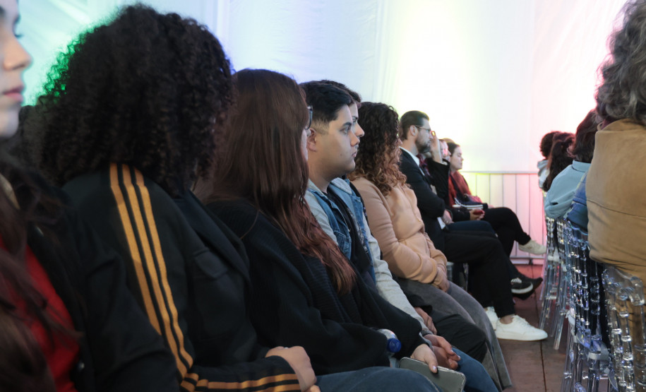 Masterclass com arquiteto Solano Benítez nesta sexta-feira (05) sobre o projeto arquitetônico do Centre Pompidou Paraná, em Foz do Iguaçu. Foto: Geraldo Bubniak/AEN